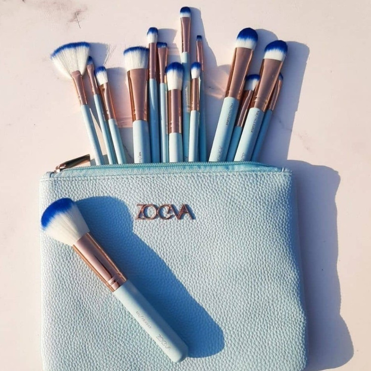 ست براش 15 تکه زووا ZOEVA Complete Brush Set تنوع دار